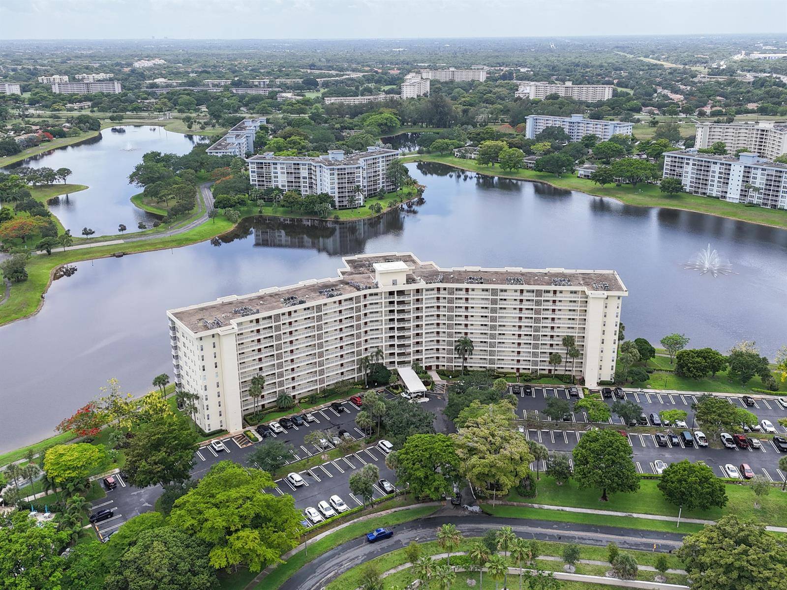 3095 N CoursePompano Beach - NO 52 PALM-AIRE COUNTRY CL,Palm Aire condo unit 409 - picture