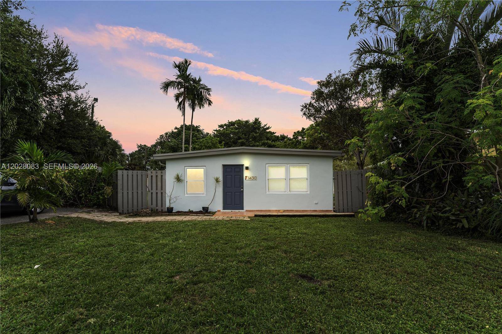 1430 SW 32nd CtFort Lauderdale - picture