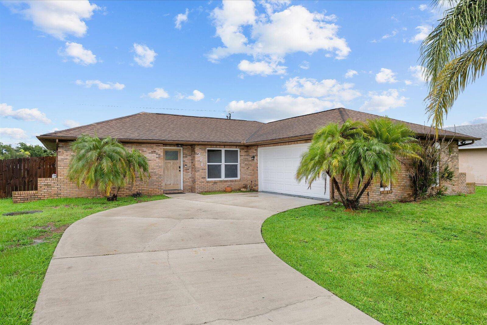 371 SW ButlerPort St. Lucie - picture