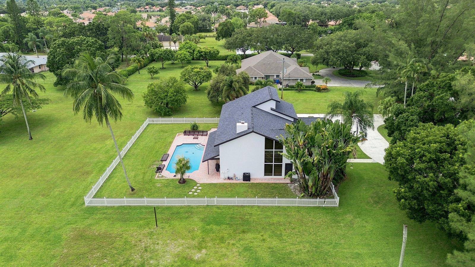 10400 W TaraBoynton Beach - picture