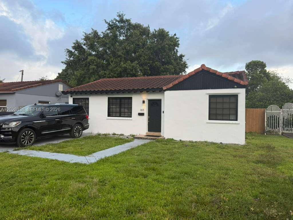 165 Lawn WayMiami Springs - picture
