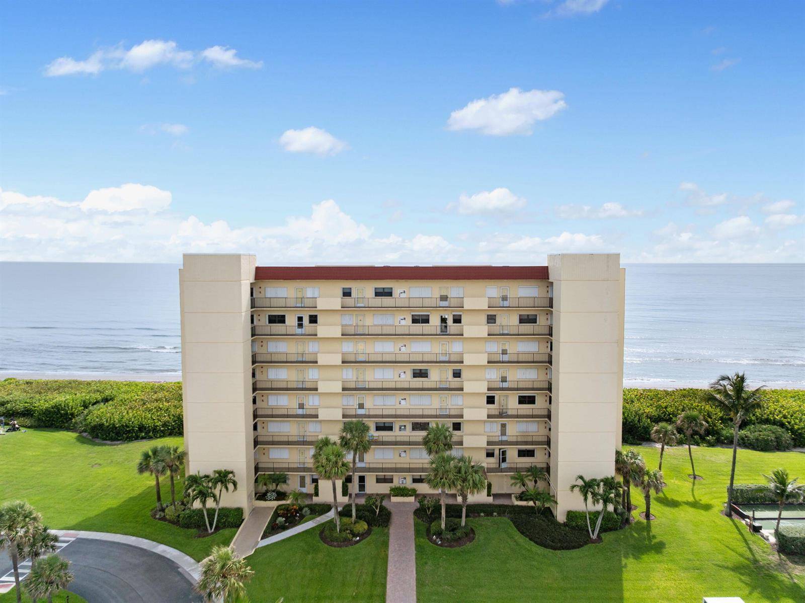 7420 S OceanJensen Beach - SAND DOLLAR VILLAS CONDOMI condo unit 314 - picture