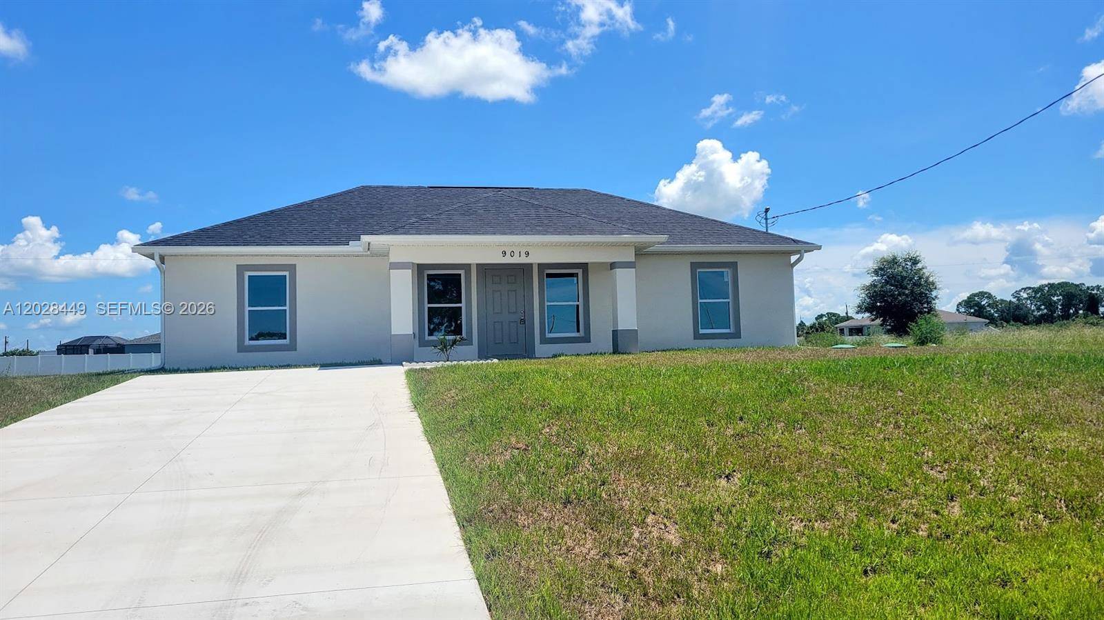 9019 E Crow CirLa Belle - picture