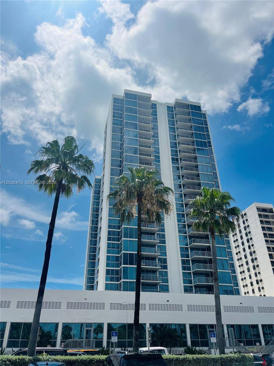 2655 Collins AveMiami Beach - MIRASOL OCEAN TOWERS COND condo unit 602 - picture