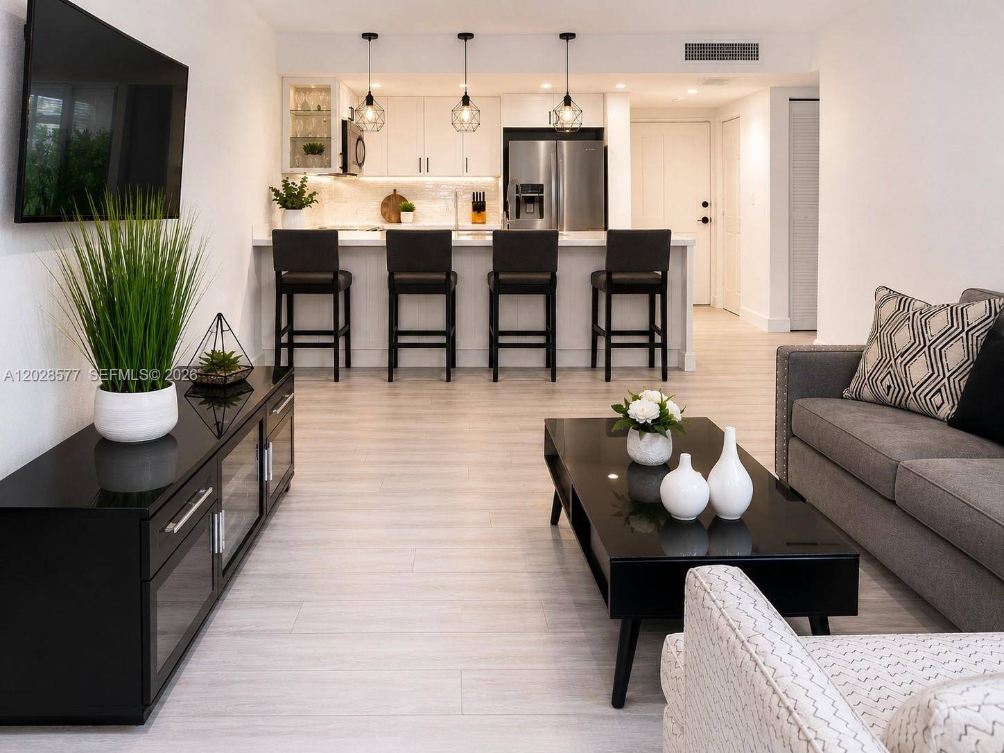 14311 N Kendall DrMiami - PROMENADE AT KENDALE LAKE condo unit 206A - picture