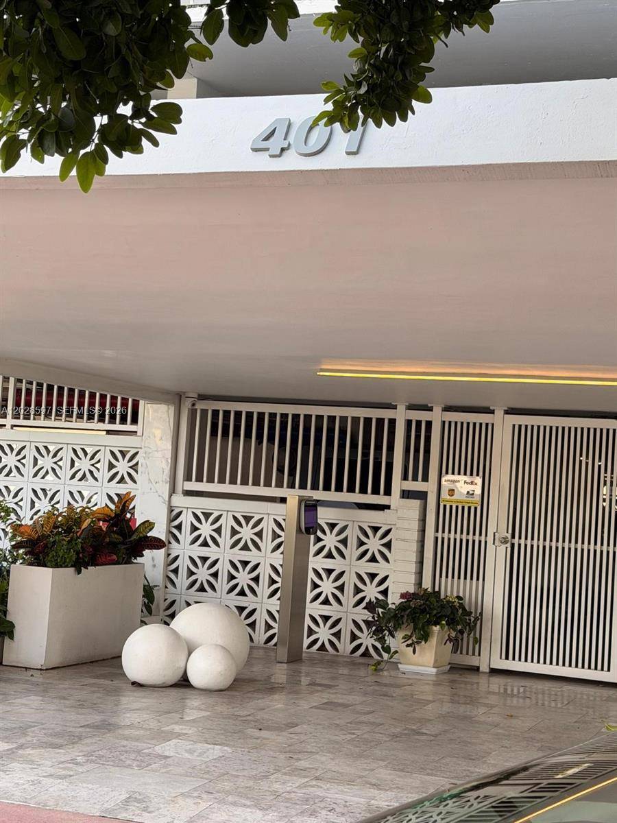 401 Ocean DrMiami Beach - THE PRESIDENTIAL CONDO condo unit 224 - picture