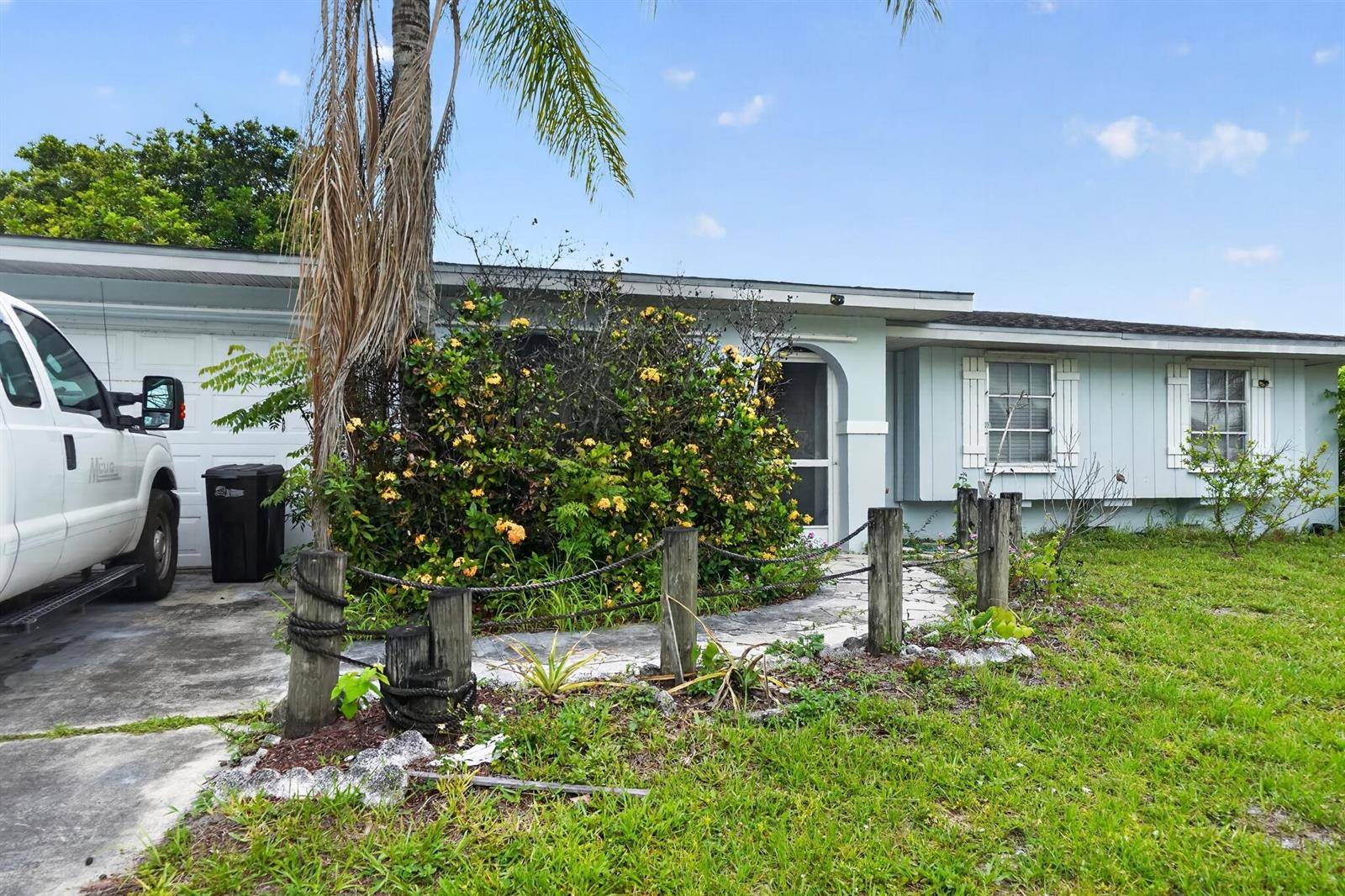 247 AirosoPort St. Lucie - picture