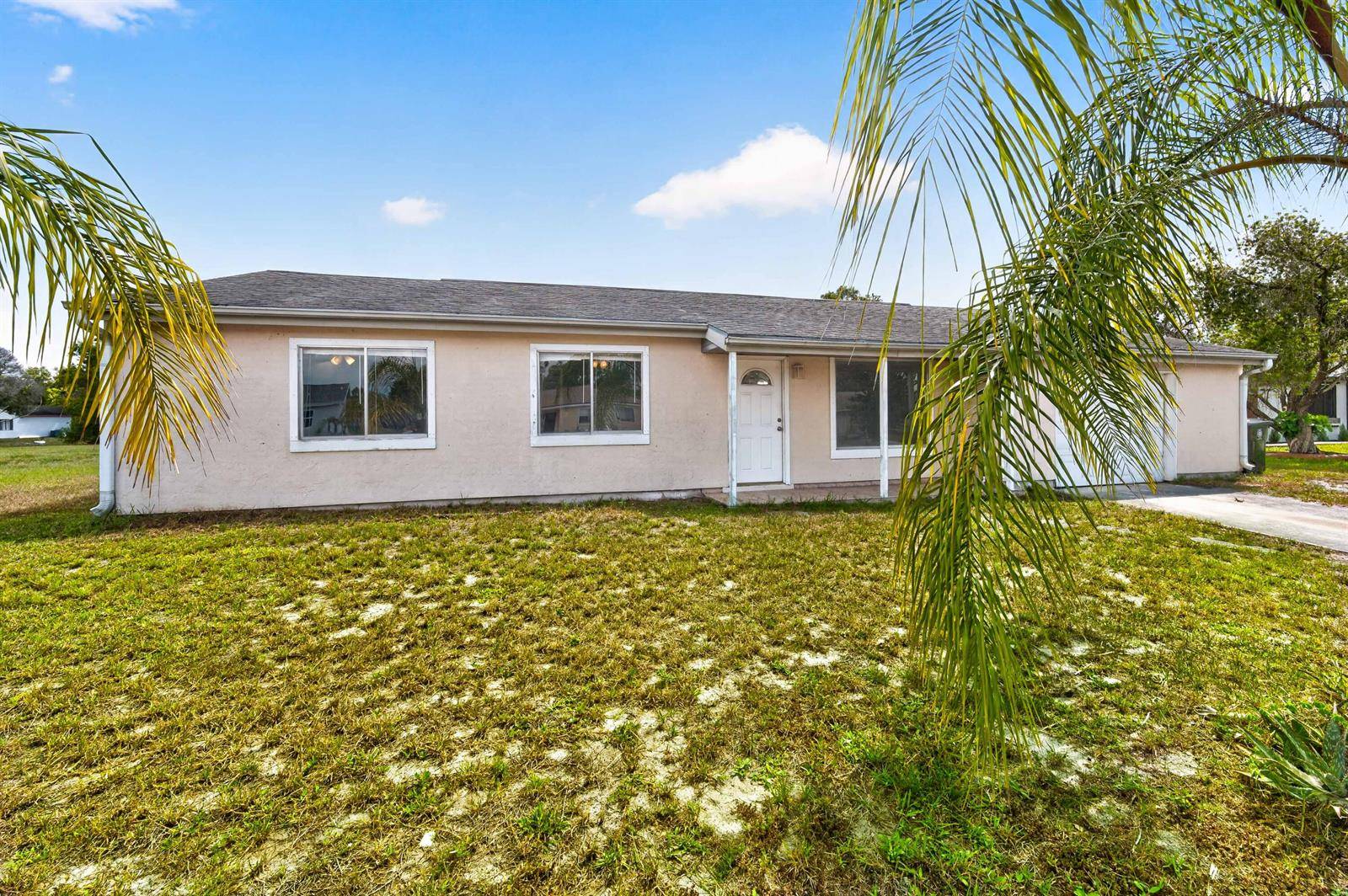 261 SW CherryhillPort St. Lucie - picture