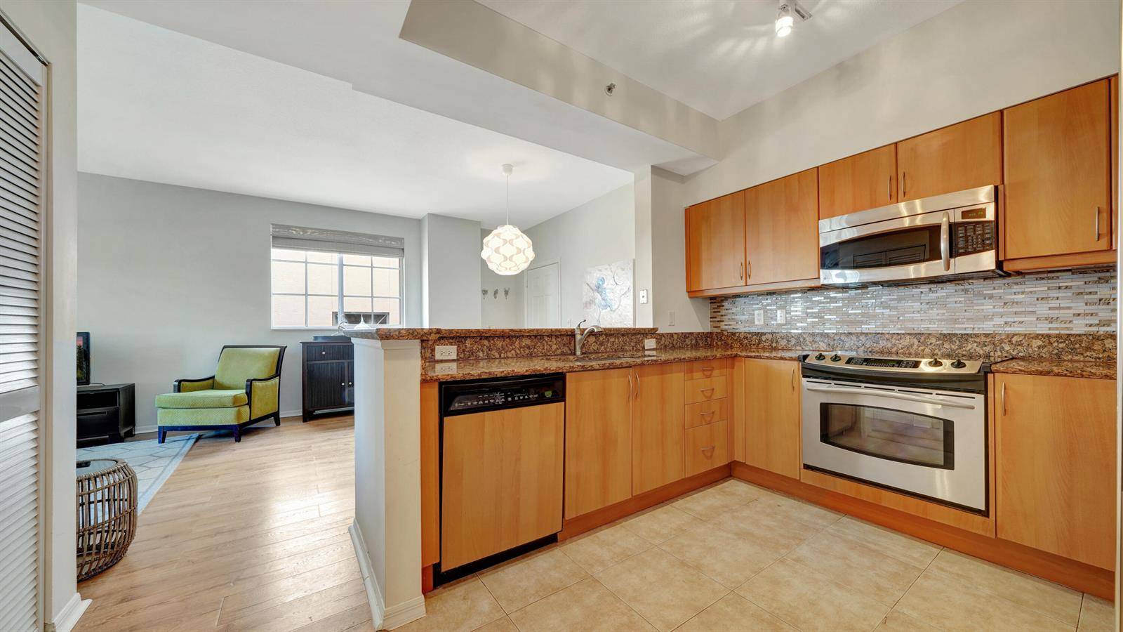 233 S FederalBoca Raton - BOCA GRAND CONDO,Boca Grand Condomini condo unit 425 - picture