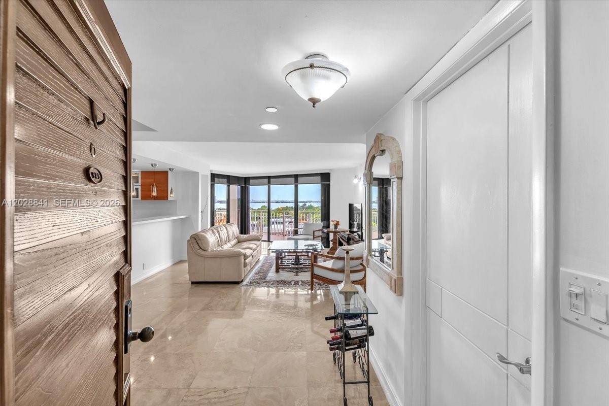 2000 Towerside TerMiami - Condo 5+ Stories,Condo condo unit 908 - picture