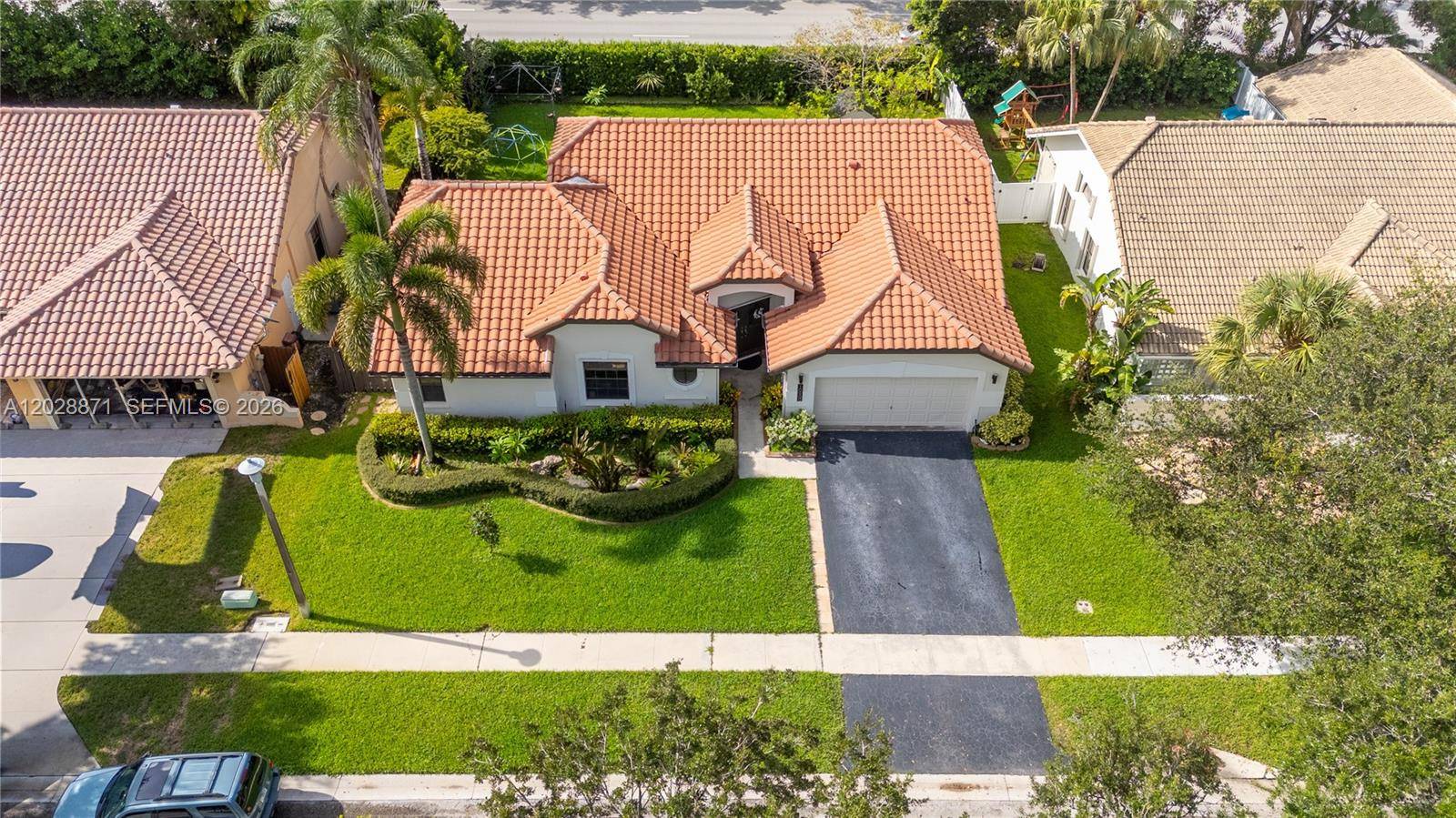 10900 NW 18th CtPlantation - picture