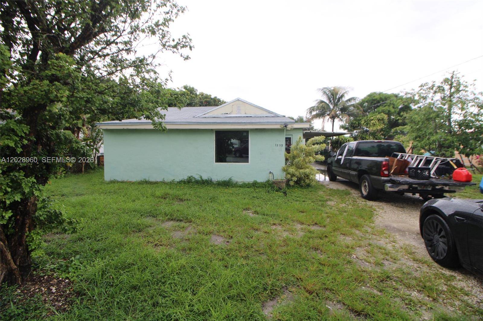 1741 NW 92nd StMiami - picture