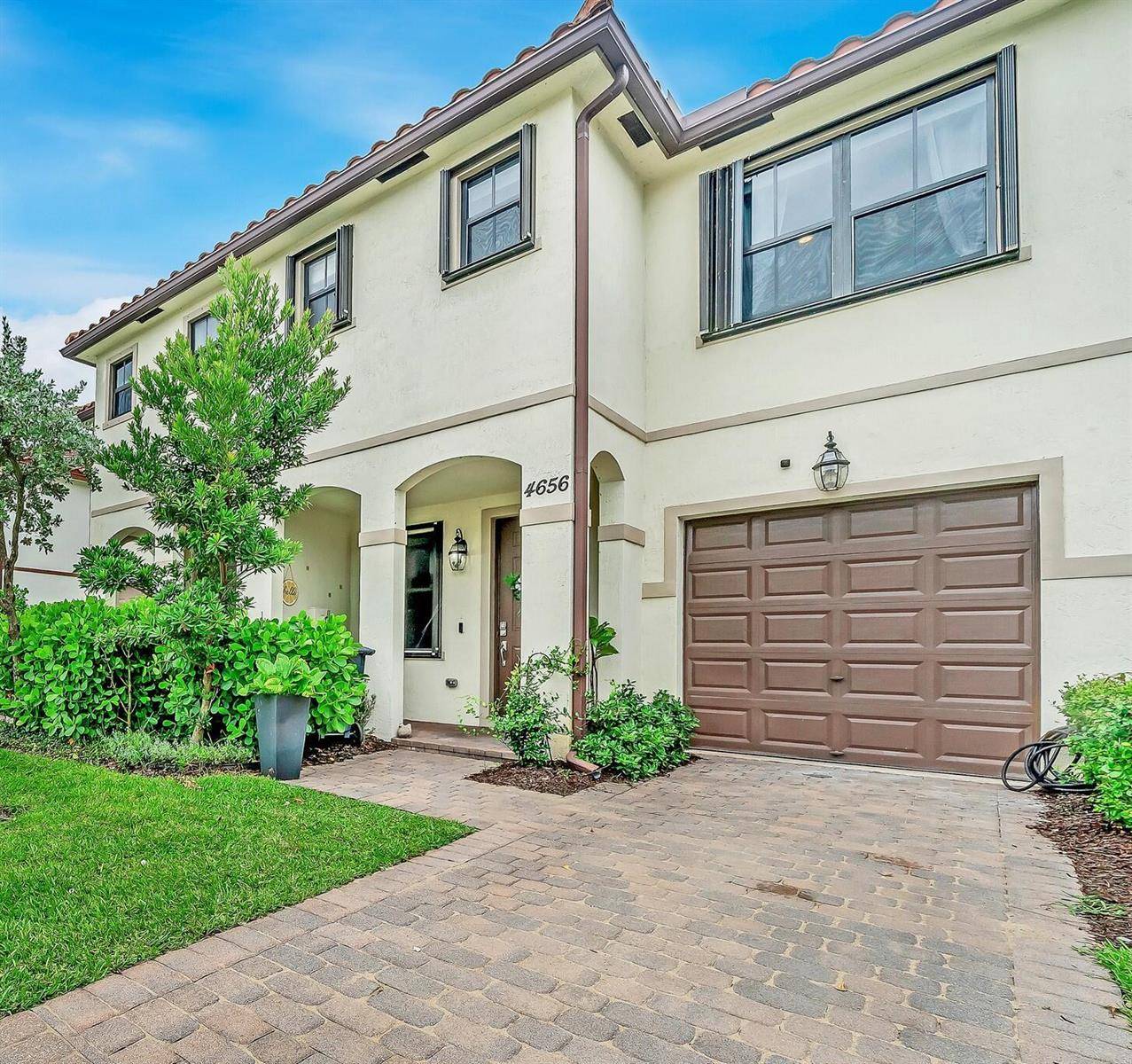 4656 Silver SawLake Worth - picture