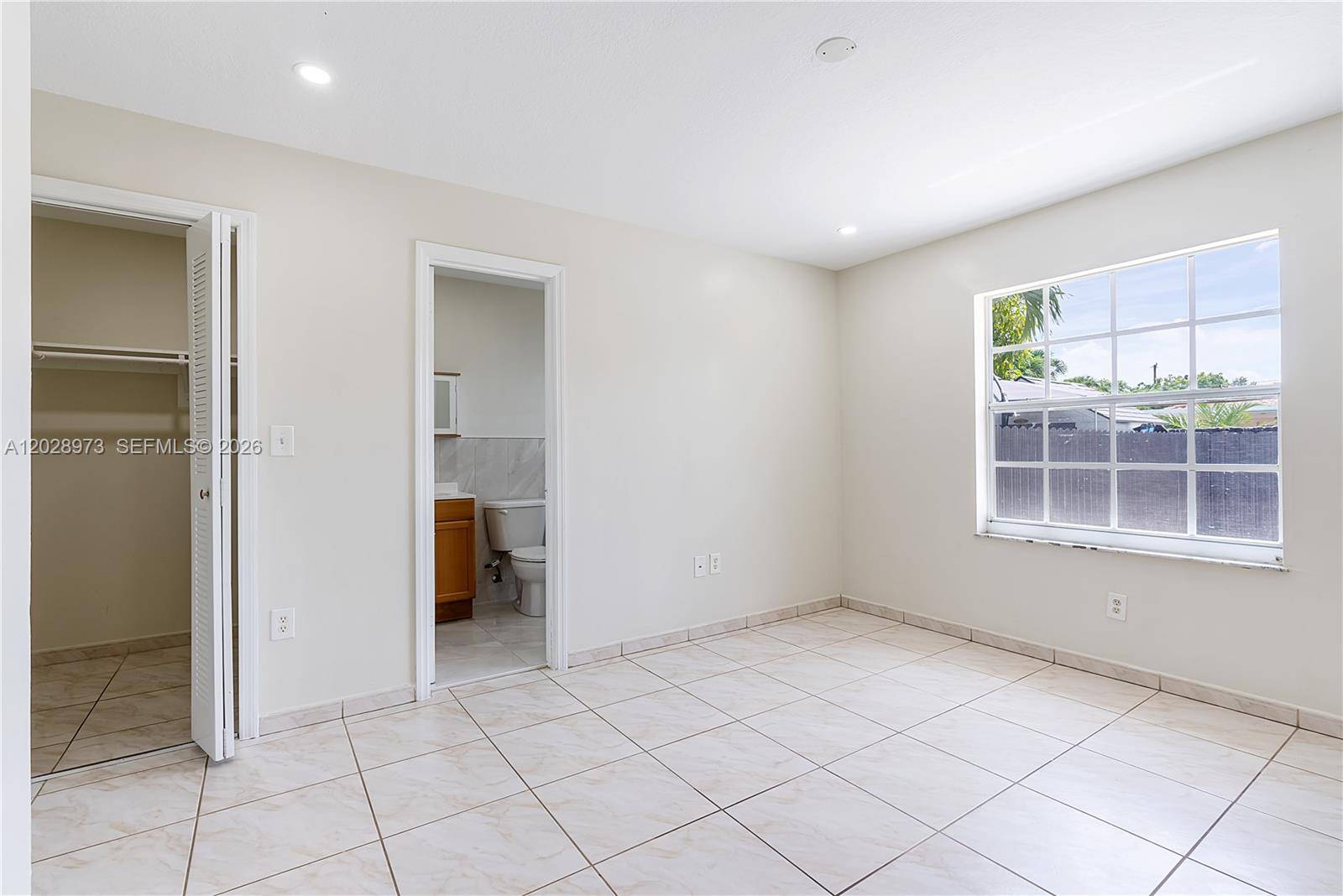 1214 NW 34th AveMiami - COMFORT GARDENS 1ST ADDN condo unit 1214 - picture