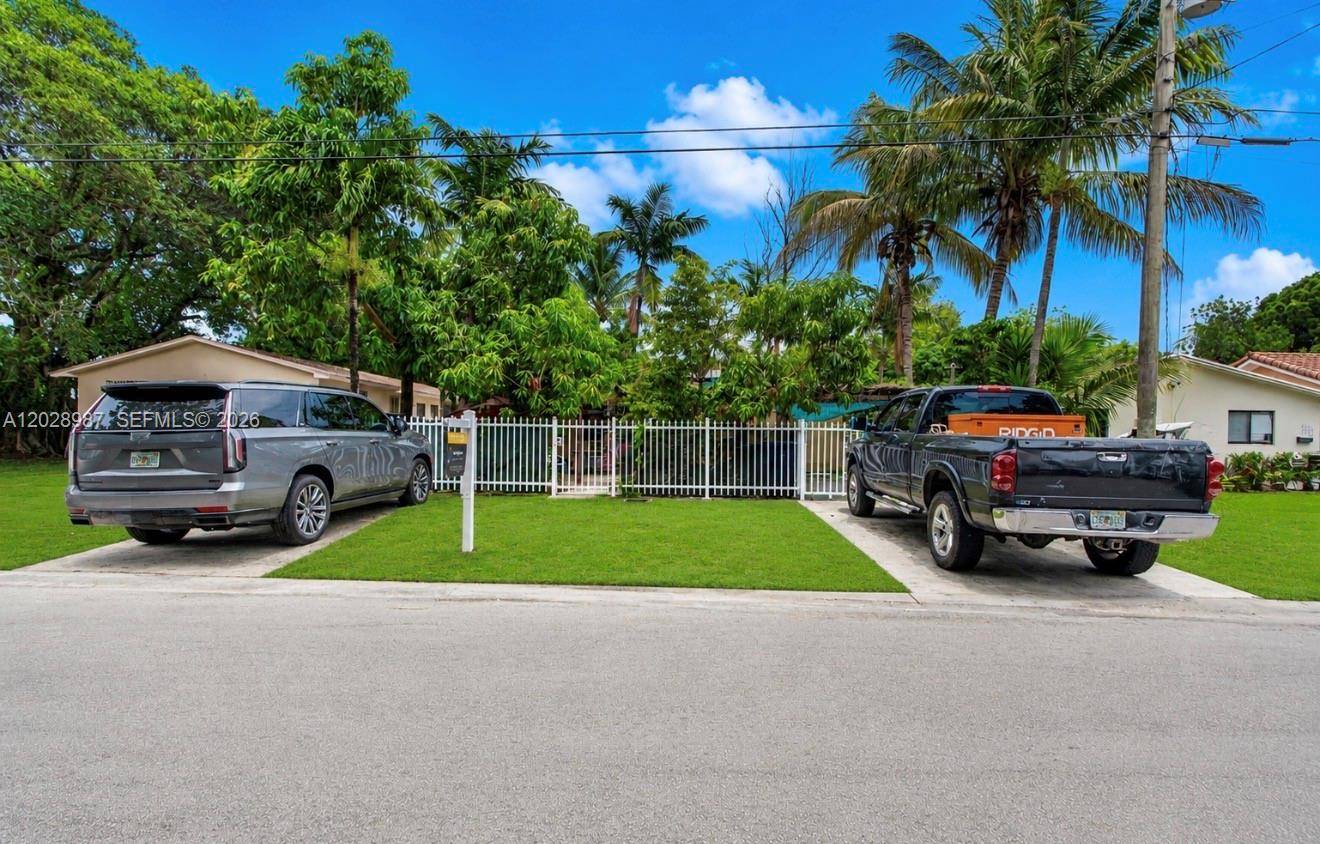 3315 NW 11th AveMiami - picture