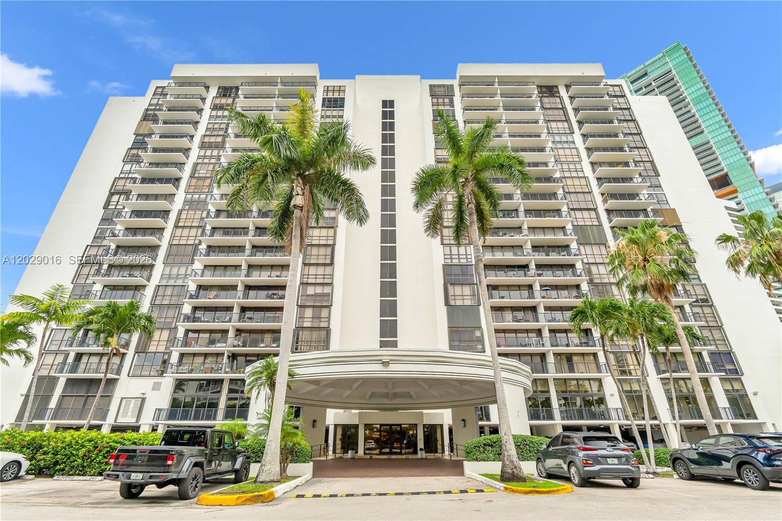 1450 Brickell Bay DrMiami - Condo 5+ Stories,Condo condo unit 1815 - picture