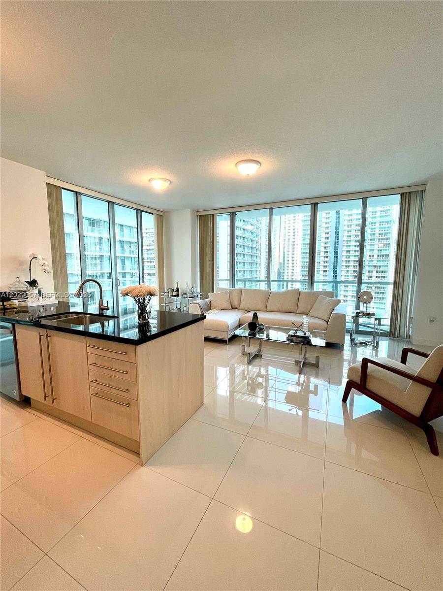 79 SW 12th StMiami - Condo/Co-Op/Annual,Condo condo unit 2407-S - picture