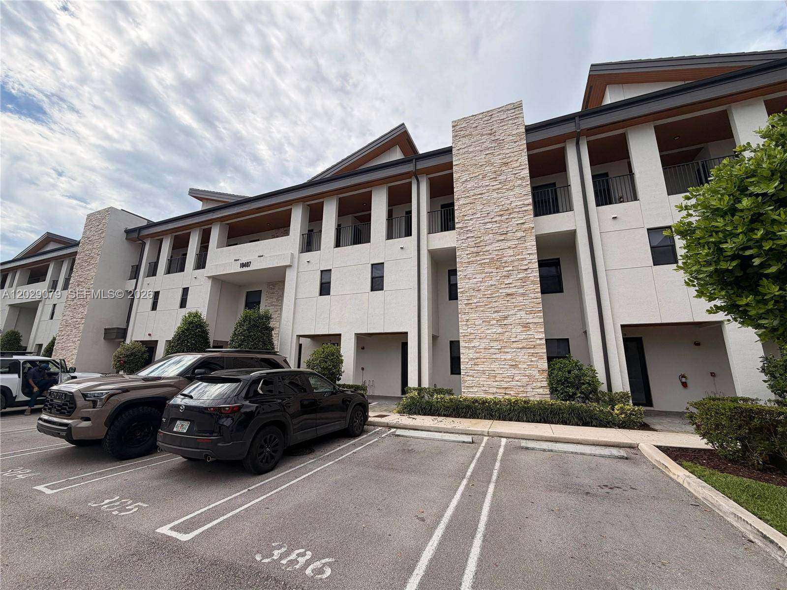 10407 NW 82nd StDoral - Apartments-Annual,Apartment condo unit 9 - picture
