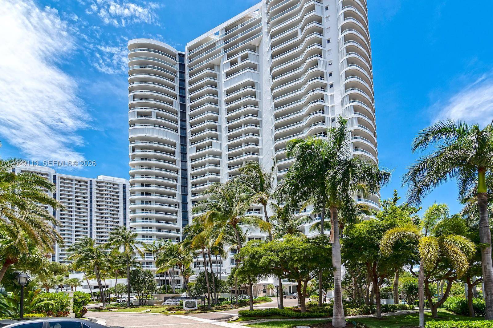 21050 NE 38th AveAventura - Condo 5+ Stories,Condo condo unit 305 - picture