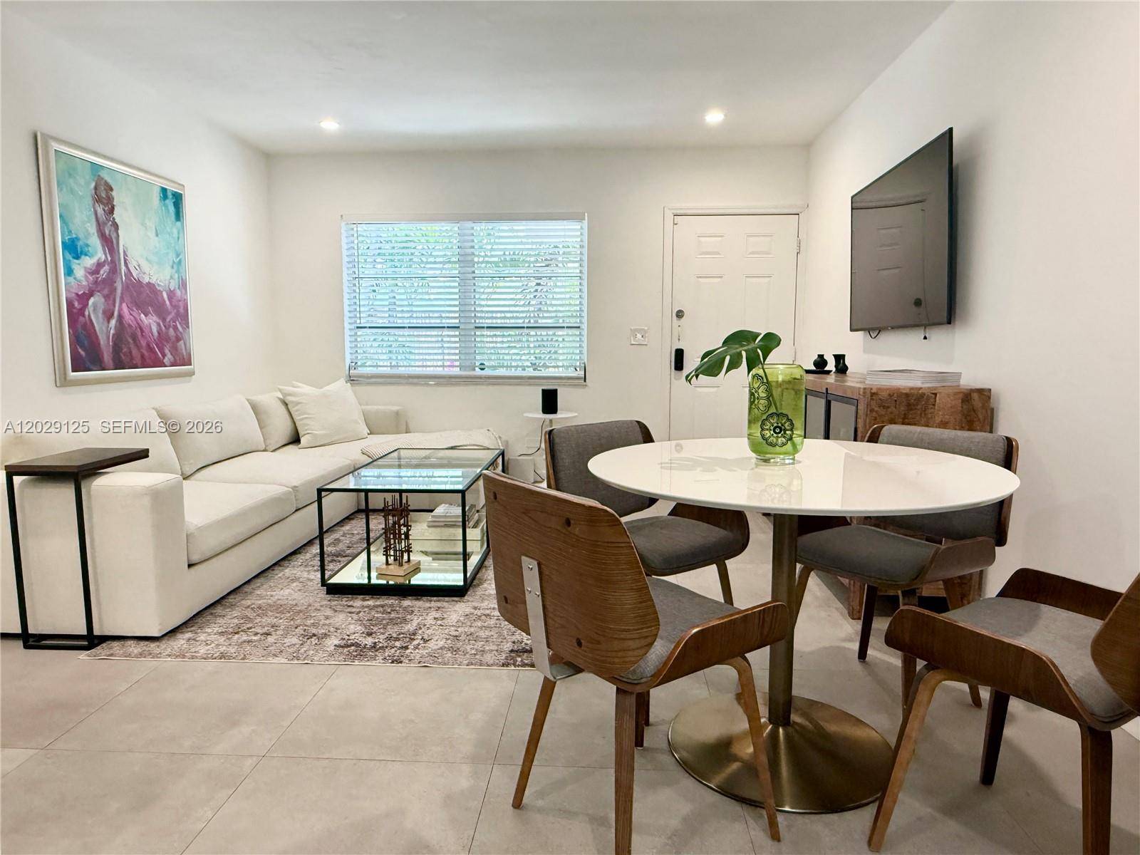 547 NE 64th StMiami - Duplex/Tri/Quad-Seasonal,Multi Family condo unit 2 - picture