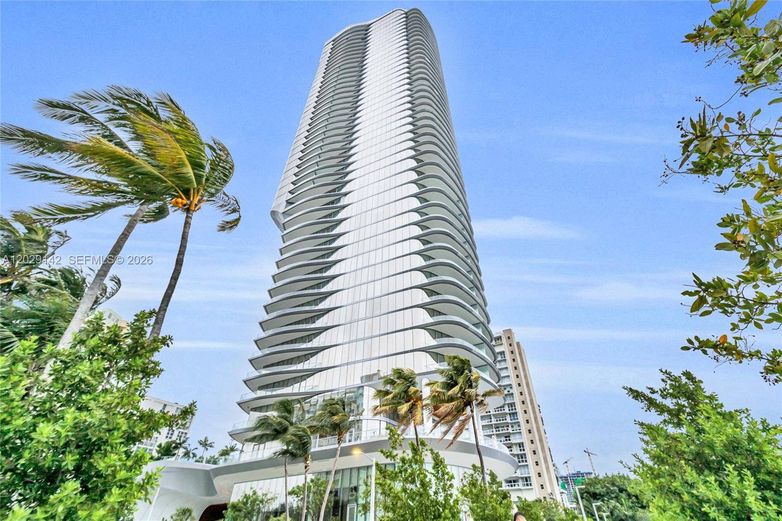 175 SE 25 RdMiami - UNA RESIDENCES condo unit 1103 - picture