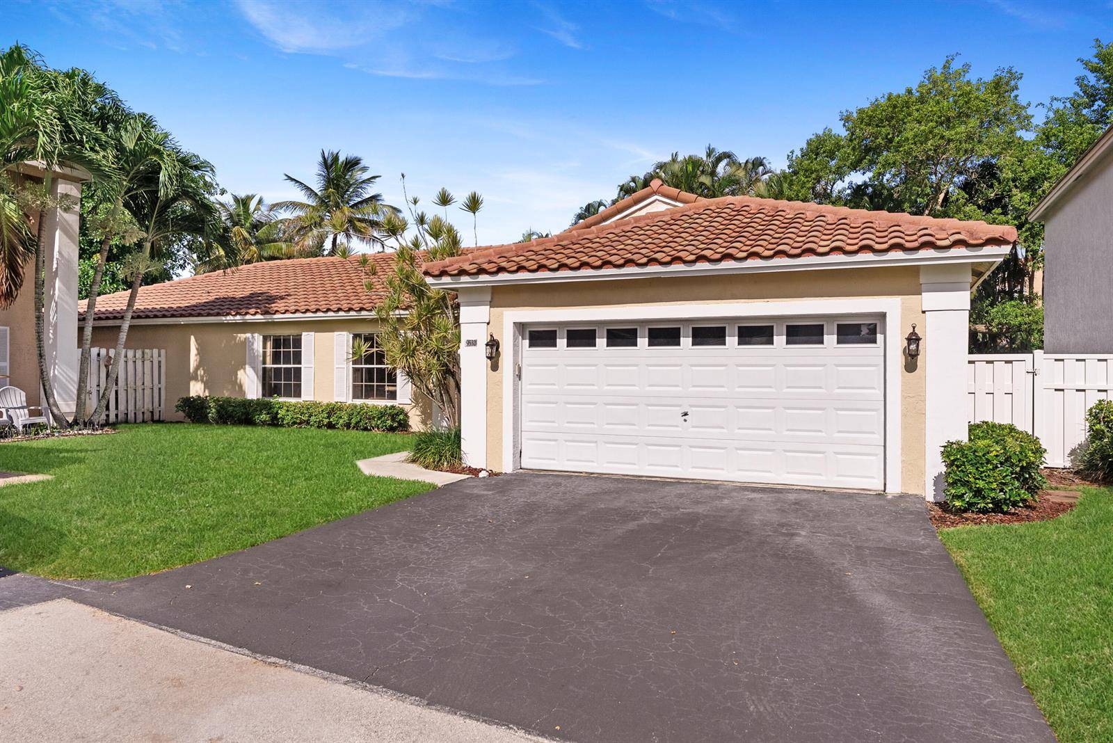 9532 NW 9thPlantation - picture
