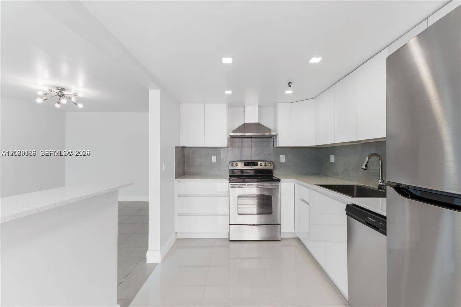 17890 W Dixie Hwy 501 HwyNorth Miami Beach - Condo 5+ Stories,Condo condo unit 501 - picture