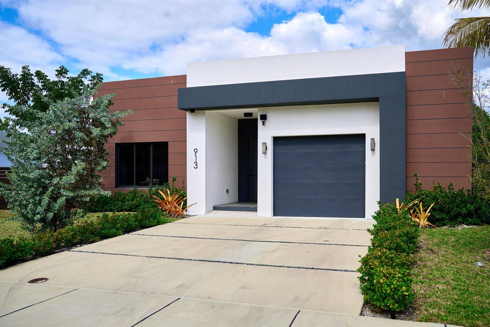 913 NE 15thFort Lauderdale - picture