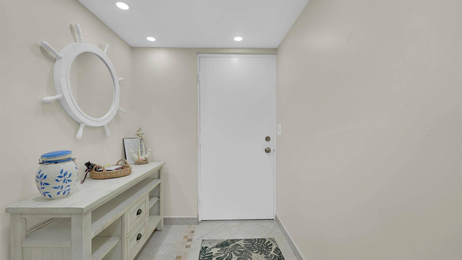 450 EgretDelray Beach - LAVERS DELRAY RACQUET CLUB condo unit 9207 - picture