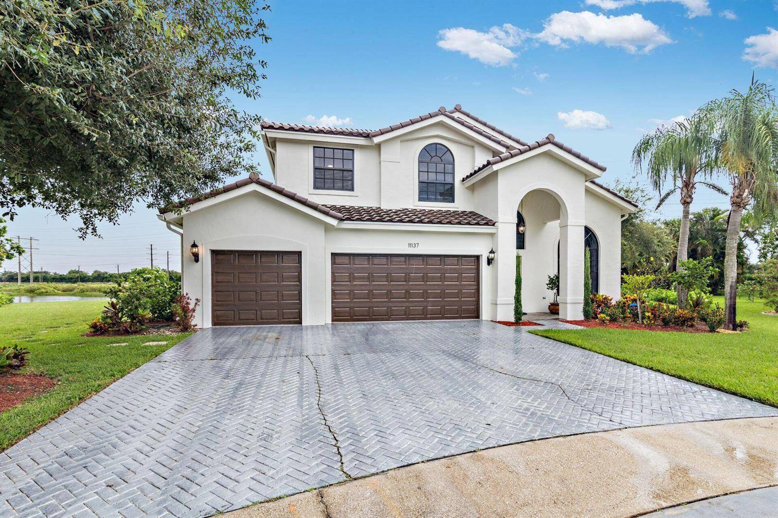 11137 GrandviewWellington - picture