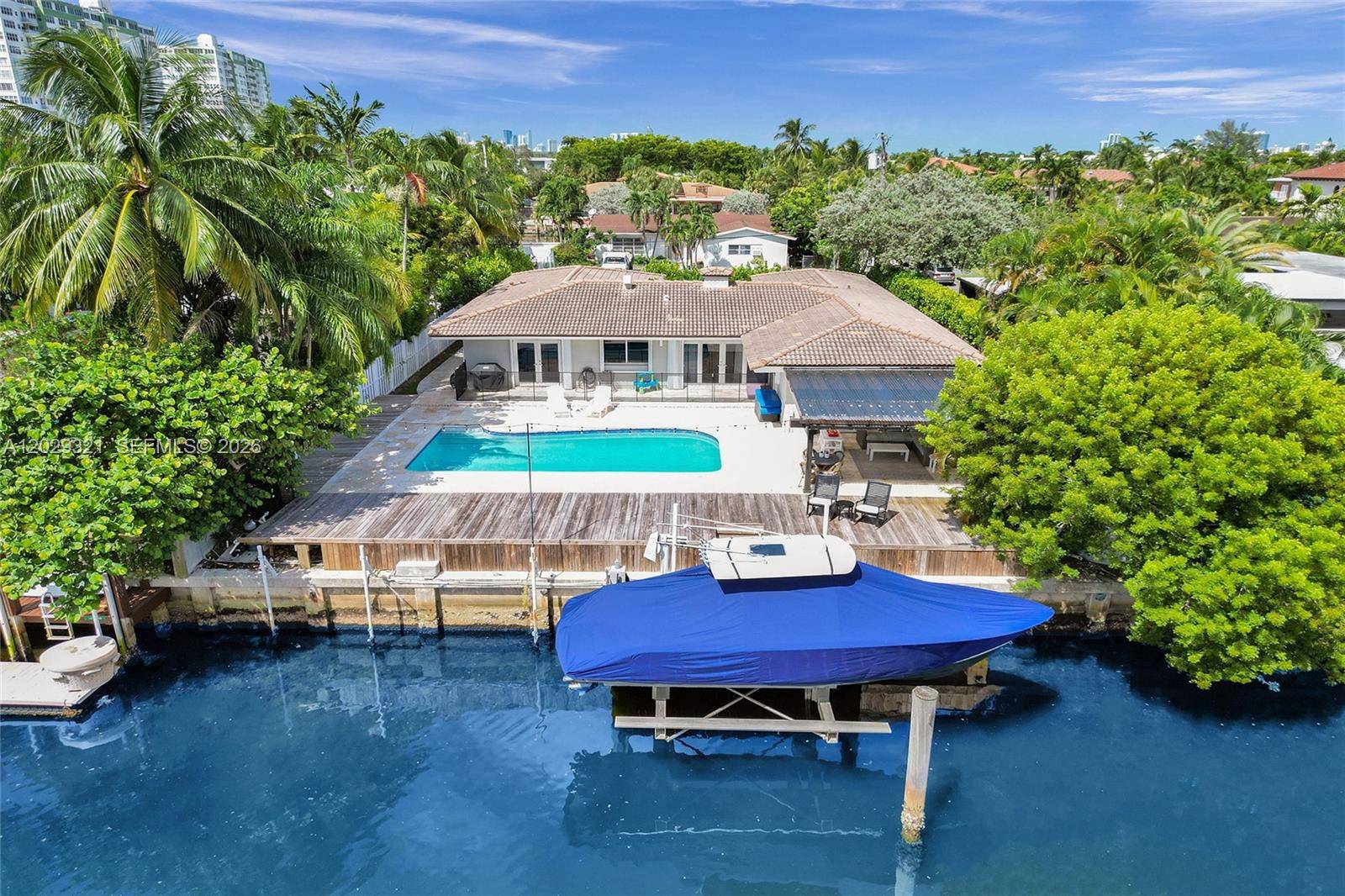 1912 NE 119th RdNorth Miami - picture