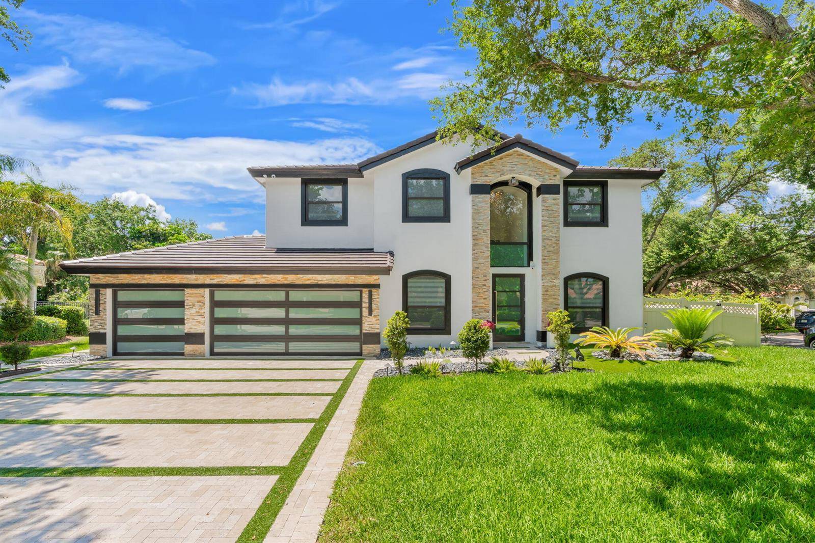 1254 NW 102ndCoral Springs - picture