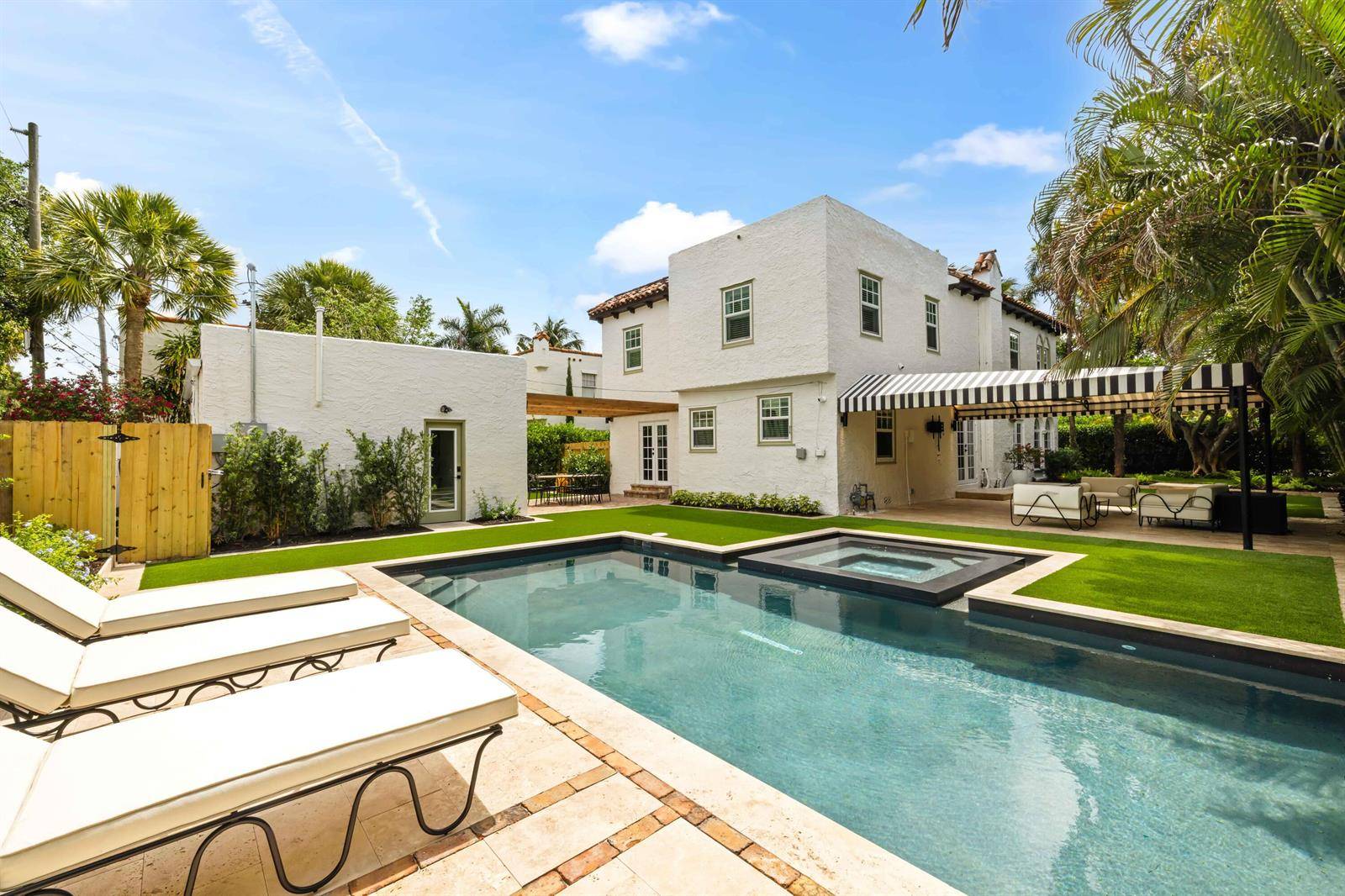 511 32ndWest Palm Beach - picture