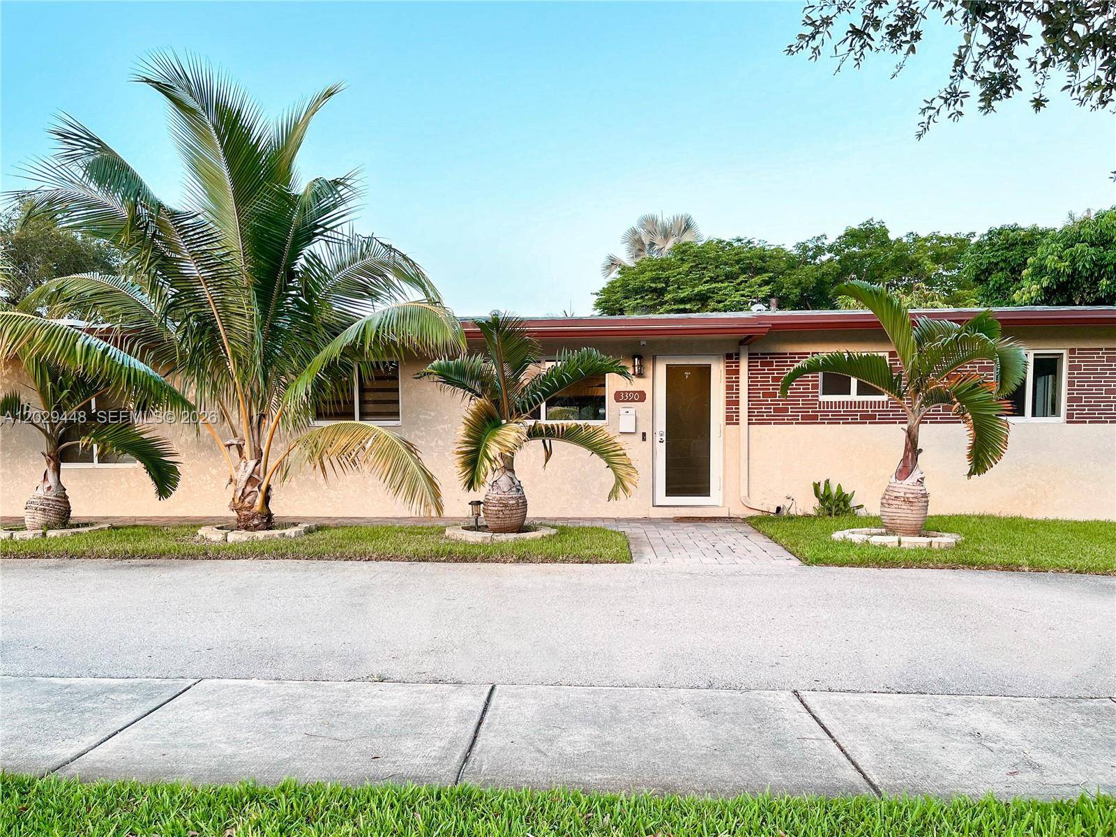 3390 SW 21st StFort Lauderdale - picture