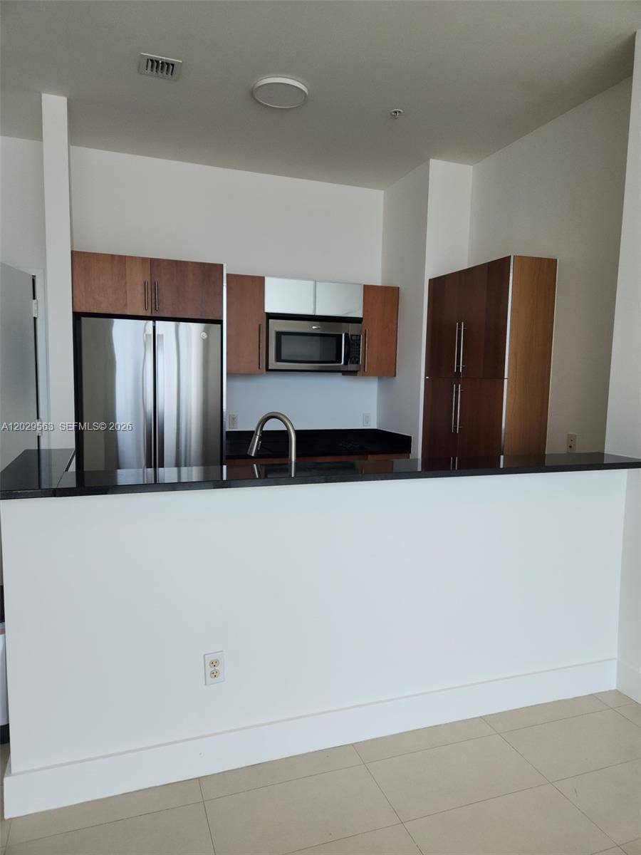 300 S Biscayne BlvdMiami - Condo/Co-Op/Annual,Condo condo unit PH-3807 - picture