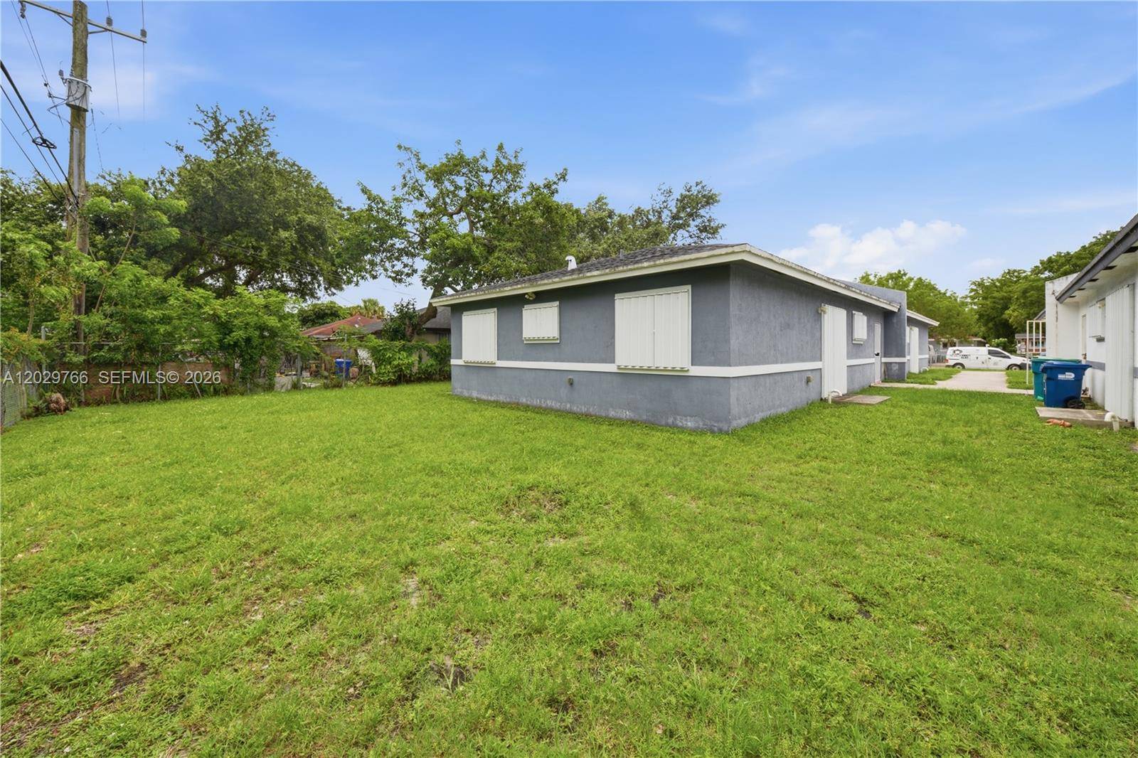 2249/2251 NW 66th StMiami - picture