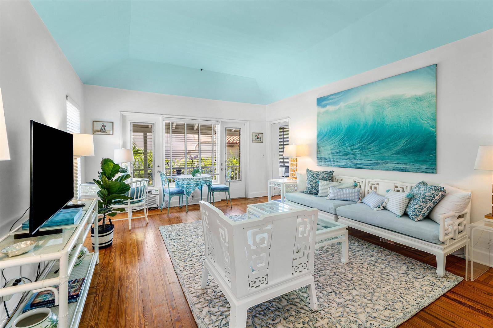 424 ChileanPalm Beach - ROYAL PARK condo unit 4 - picture