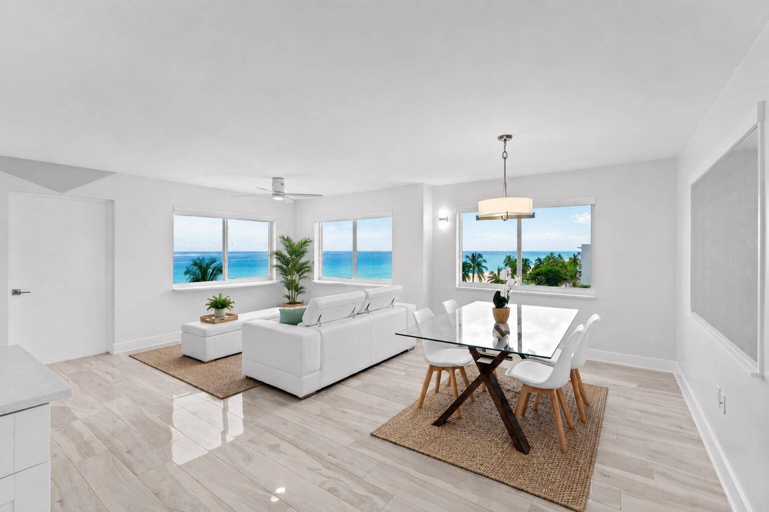 300 OregonHollywood - MAINSAIL CONDOMINIUM condo unit 501 - picture