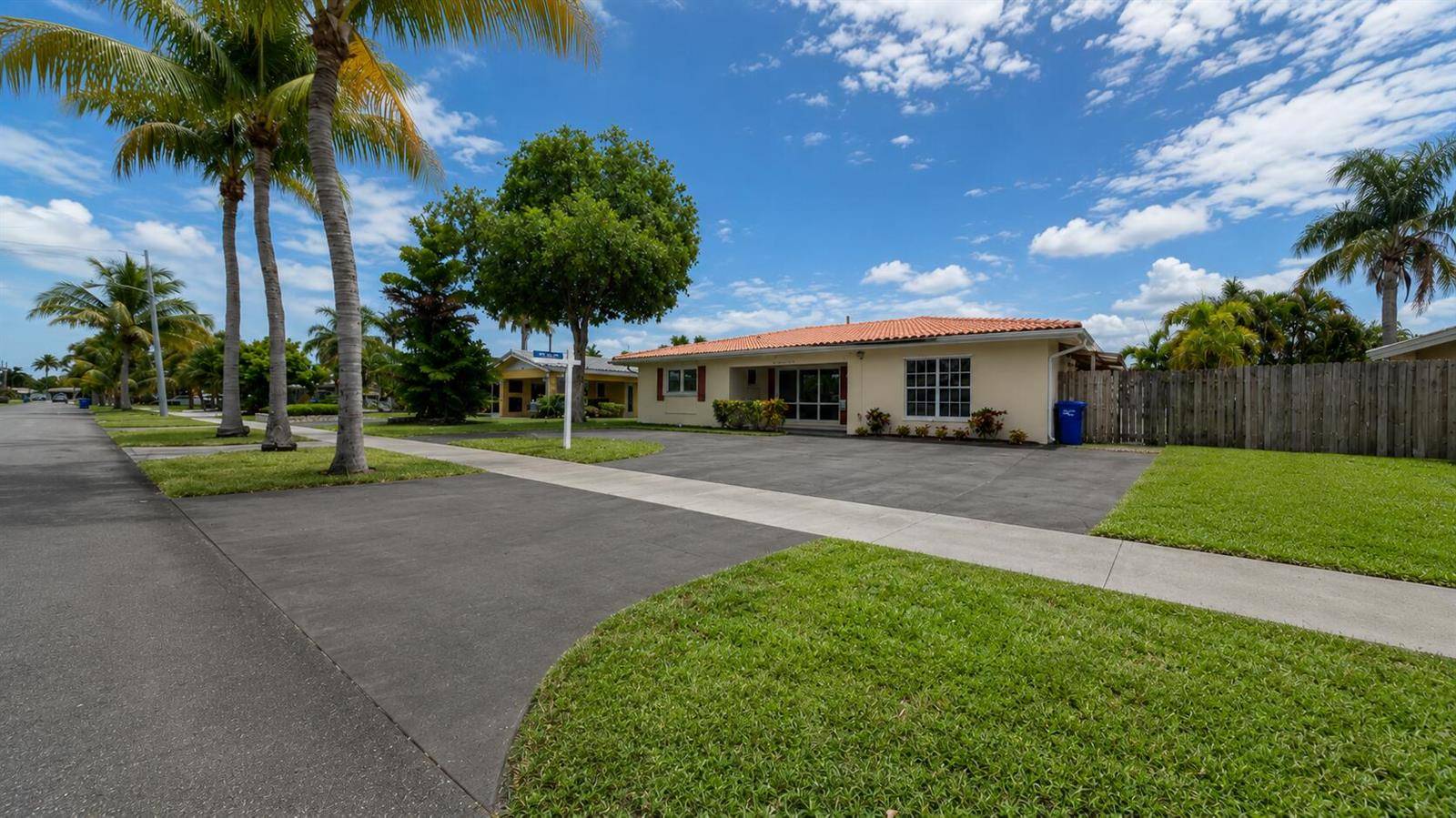 420 SE 4thPompano Beach - picture