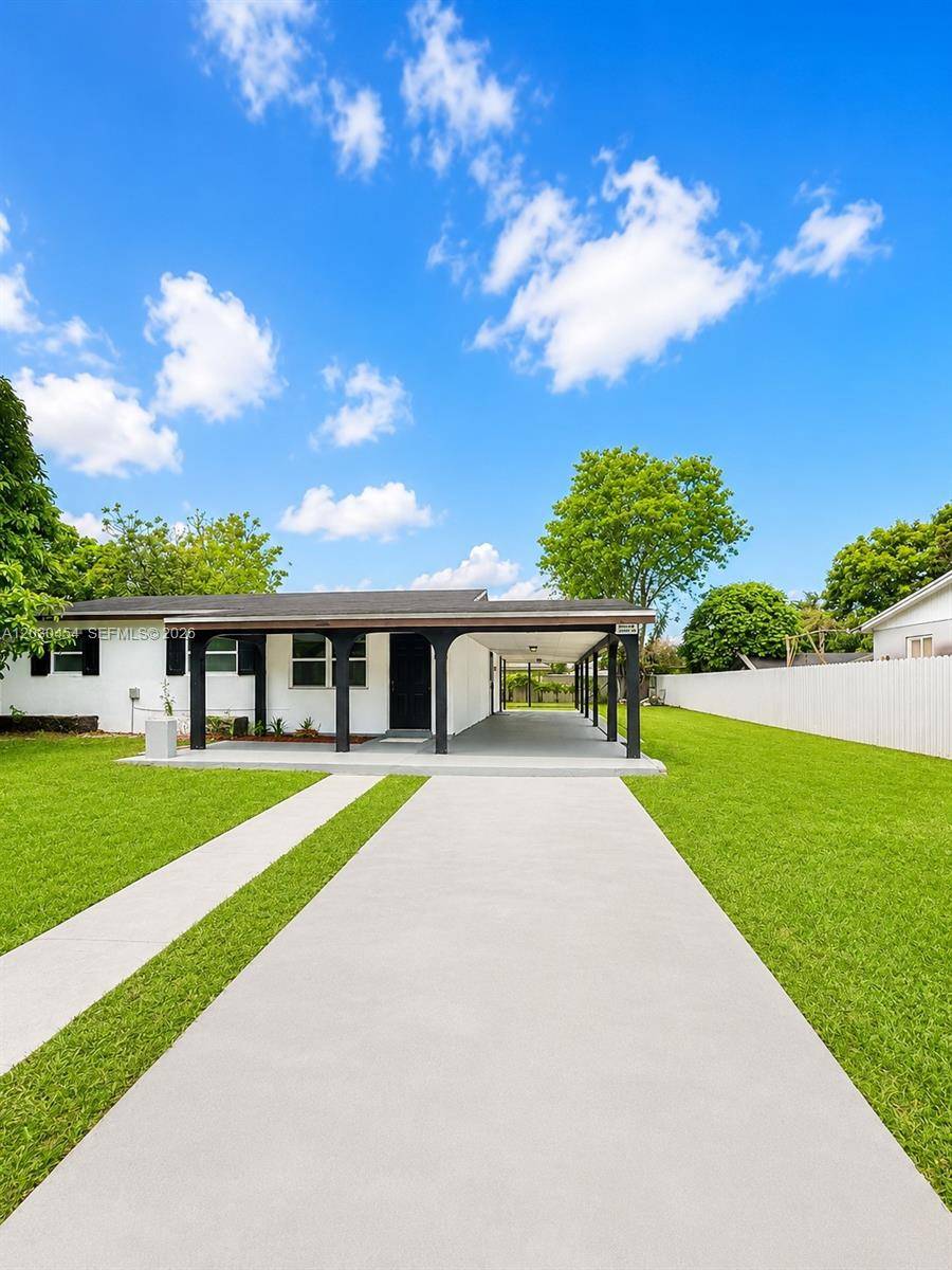 20600 SW 118th PlMiami - picture