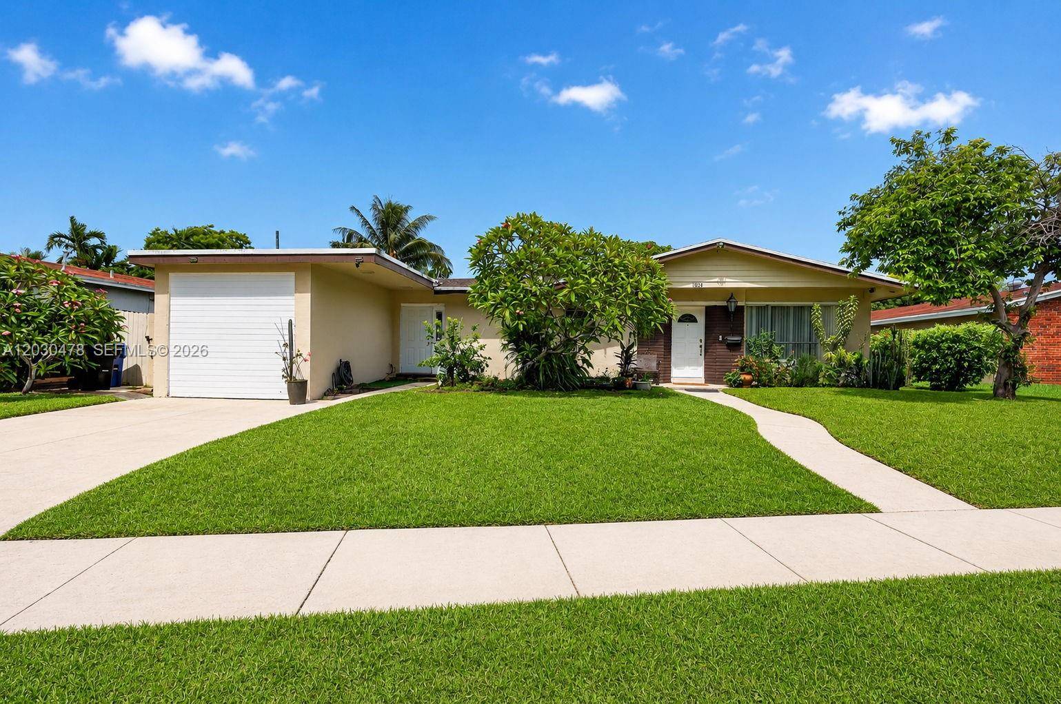 18240 NE 8th AveNorth Miami Beach - picture