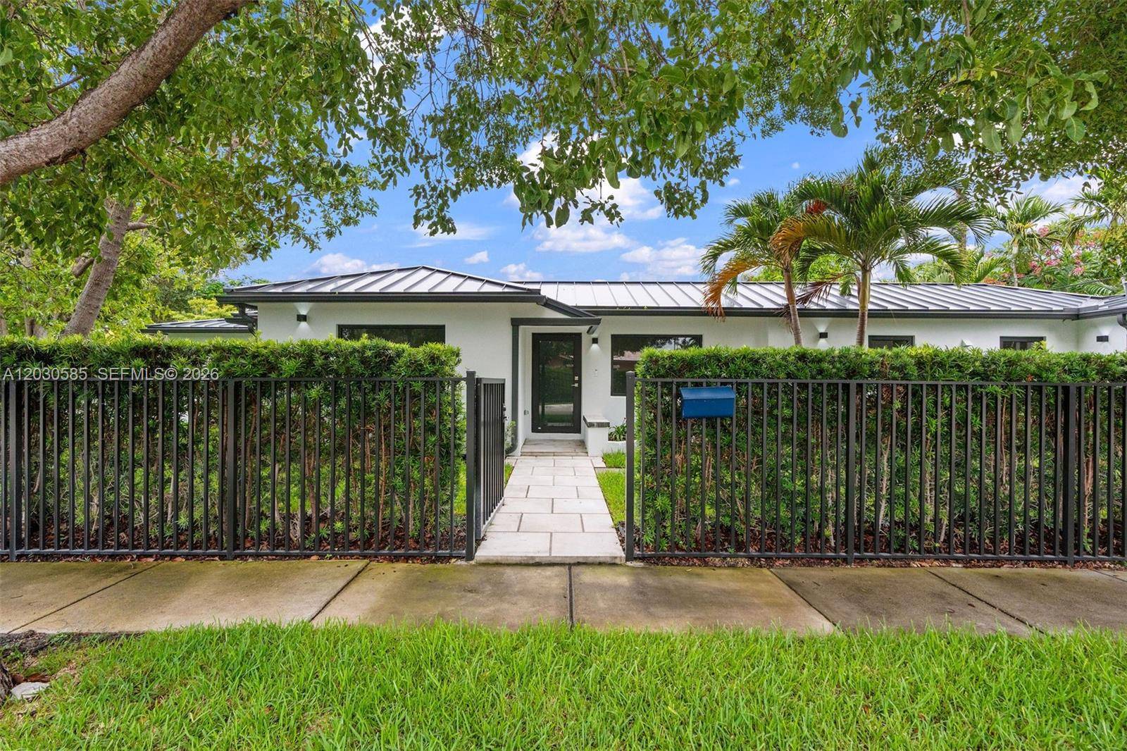 2286 SW 21st AveMiami - picture