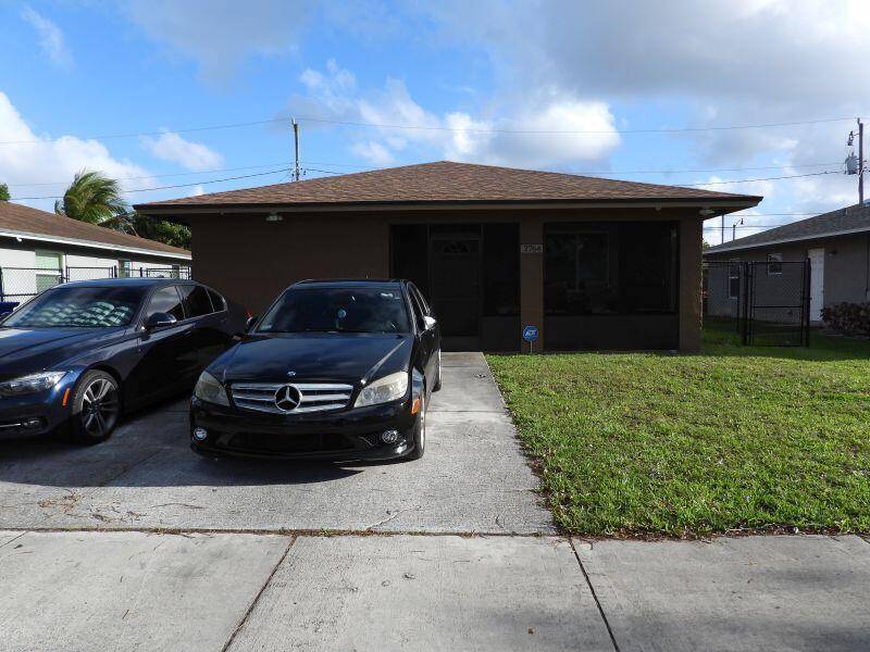 2764 NW 1stPompano Beach - picture