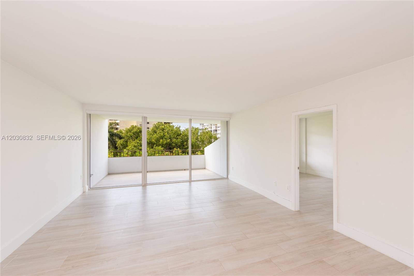 155 Ocean Lane DrKey Biscayne - Condo 5+ Stories,Condo condo unit 403 - picture