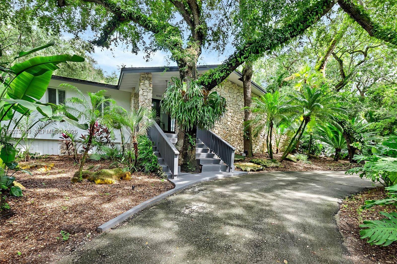 6565 SW 134th DrPinecrest - picture