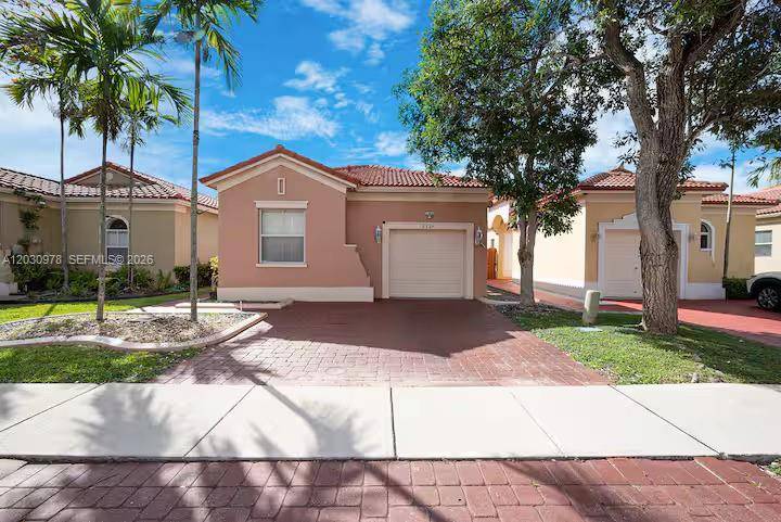2327 NE 37th TerHomestead - picture