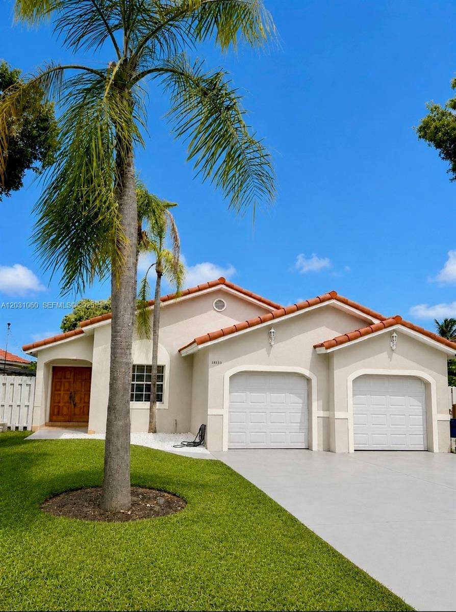 18145 NW 61st AveHialeah - picture