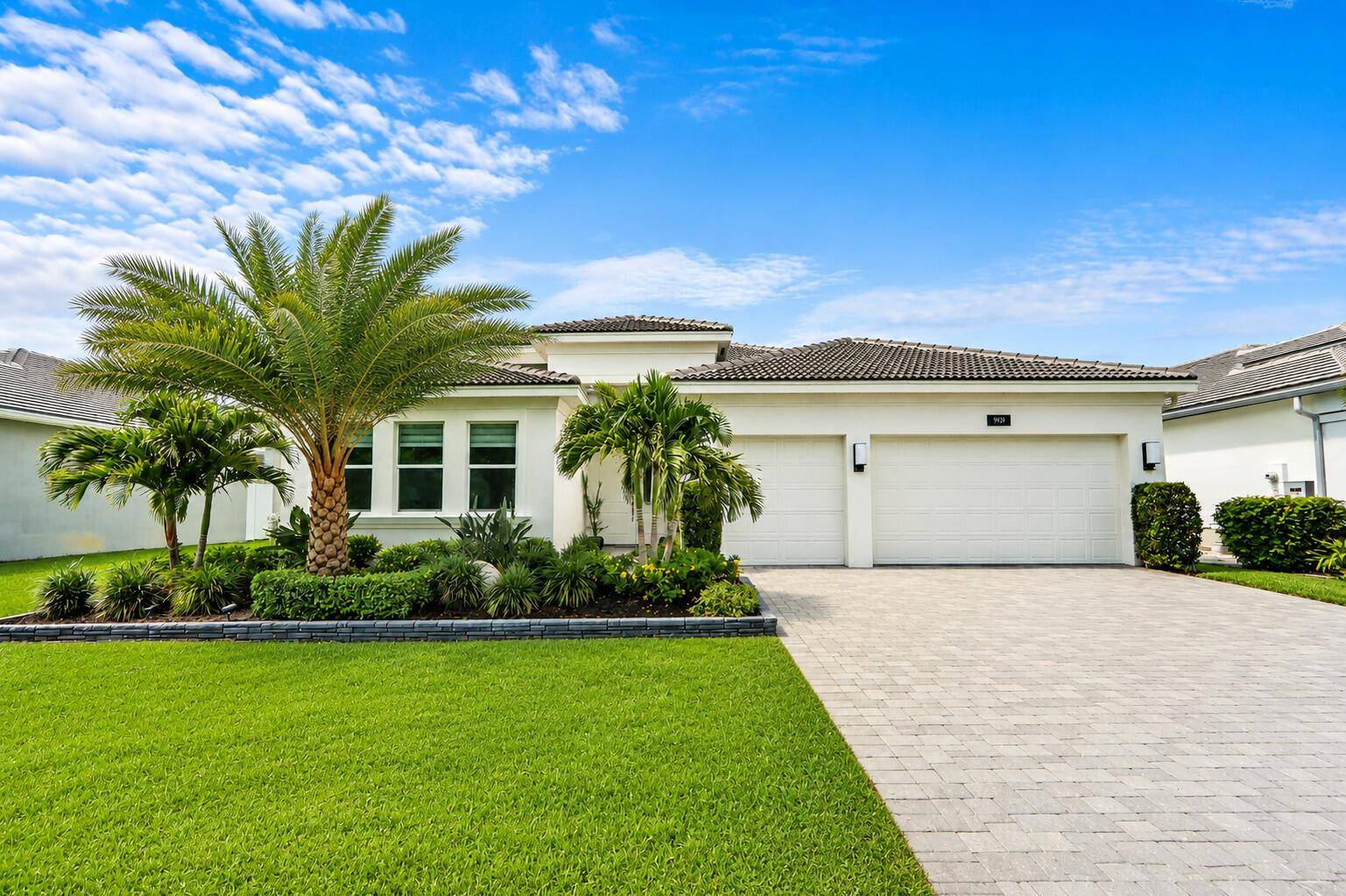9939 Great BarrierBoynton Beach - picture
