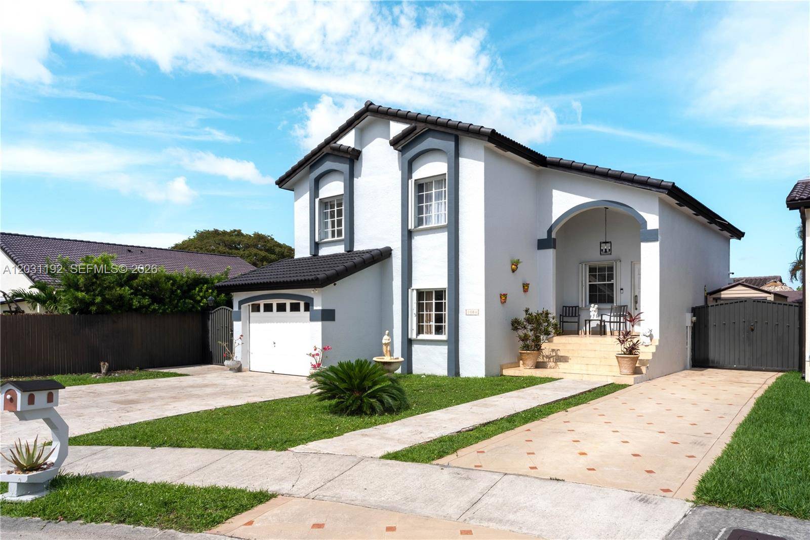 1084 SW 142nd PlMiami - picture