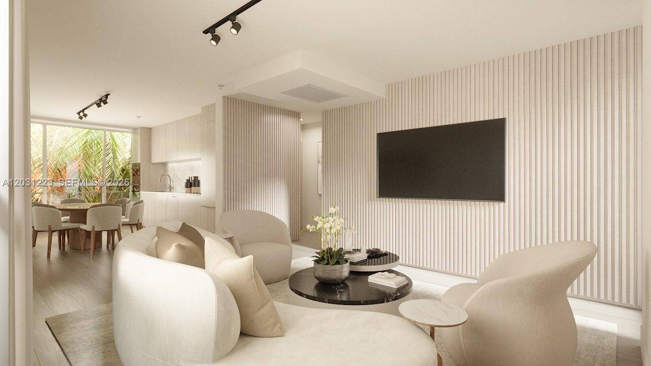 250 Collins AveMiami Beach - OCEAN BEACH FLA SUB,Villa Sofia condo unit 303 - picture